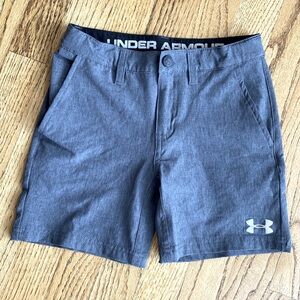 Under Armour boys golf shorts, sz 5